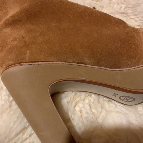 New Michael Kors suede shoes - Picture 8 of 16